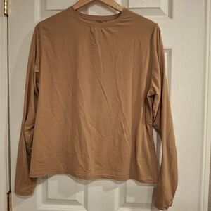 SKIMS Long Sleeve T-Shirt Nude Size 4X Base Layer Polymide Elastine Stretch Plus